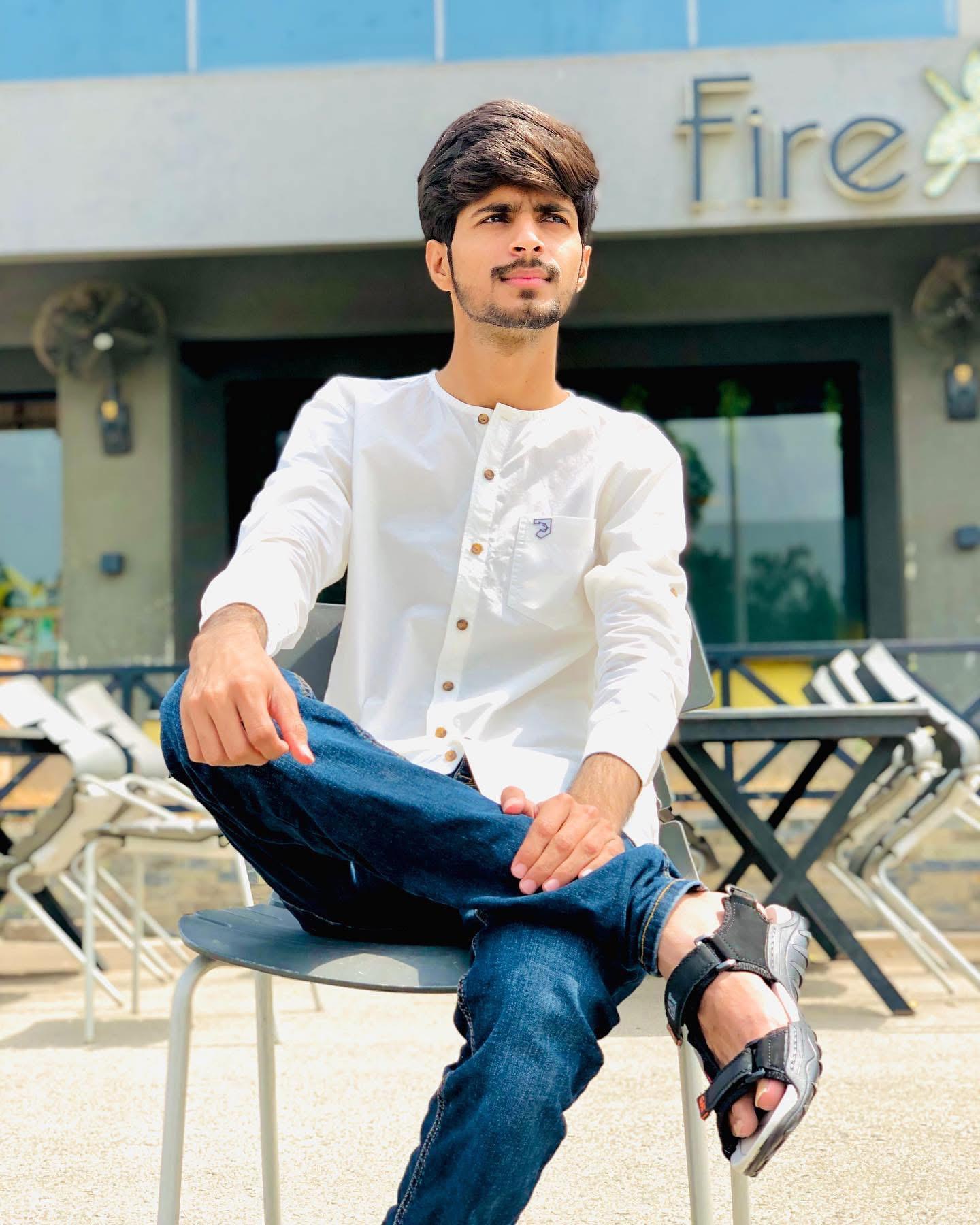 Irfan Haider - Rebel Forex Academy