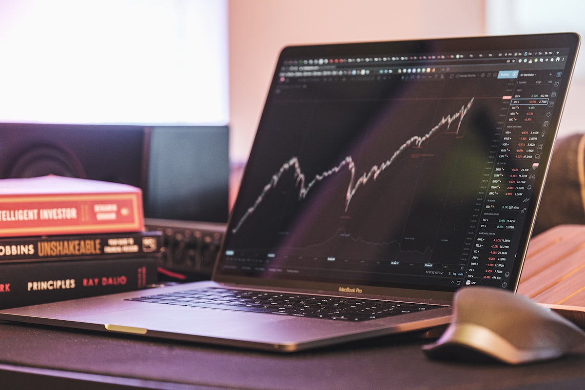 Rebel Forex Academy Trading Desk